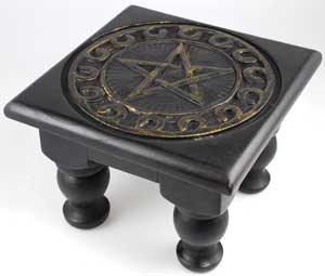 (image for) Small Square Pentagram altar table