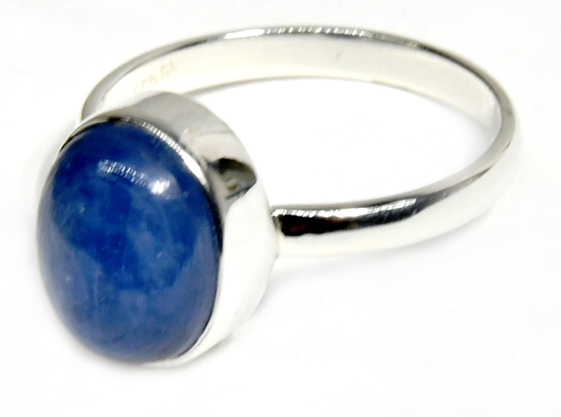 (image for) size 8 Kyanite ring