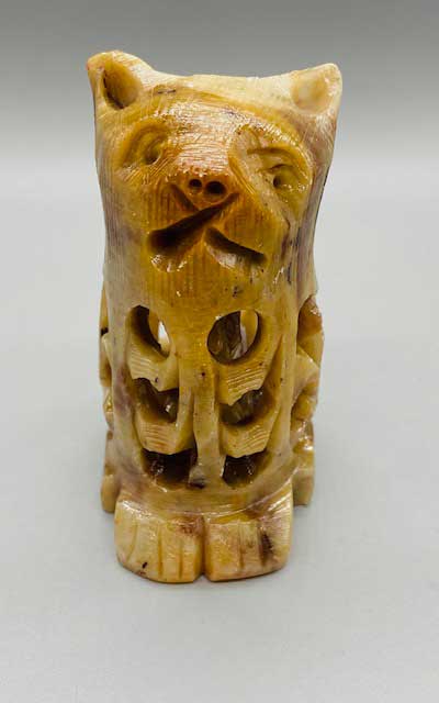 (image for) 3" Cat carving