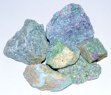 (image for) 1 lb Ruby Zoisite untumbled stones