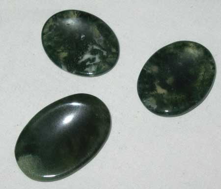 (image for) Moss Agate Worry Stone