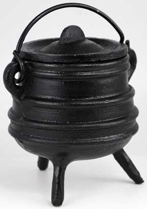 (image for) Ribbed cast iron cauldron 3"