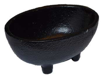 (image for) 1 3/4" Oval cast iron cauldron - Click Image to Close