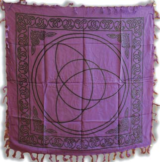 (image for) Purple Triquetra altar/ tarot cloth
