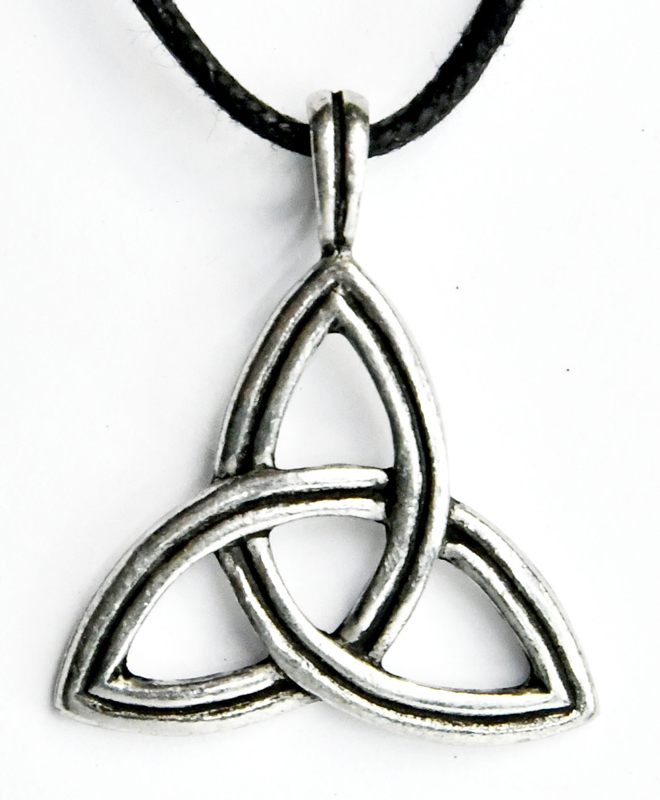 (image for) Triskele amulet