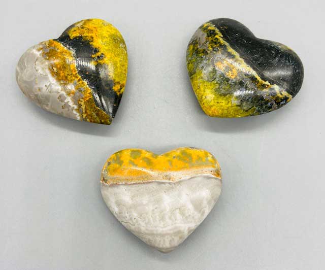 (image for) 1 3/4" Jasper, Bumble Bee heart