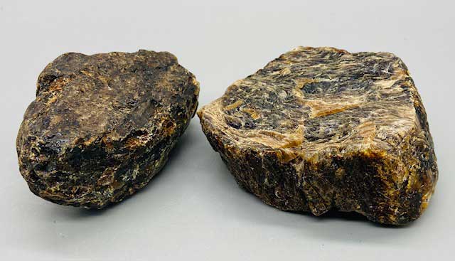 (image for) 1 lb Amber, Zebra untumbled stones