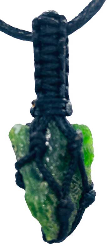 (image for) Diopside, Chrome rough tread cage pendant