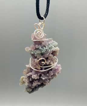 (image for) Agate, Grape wire wrapped