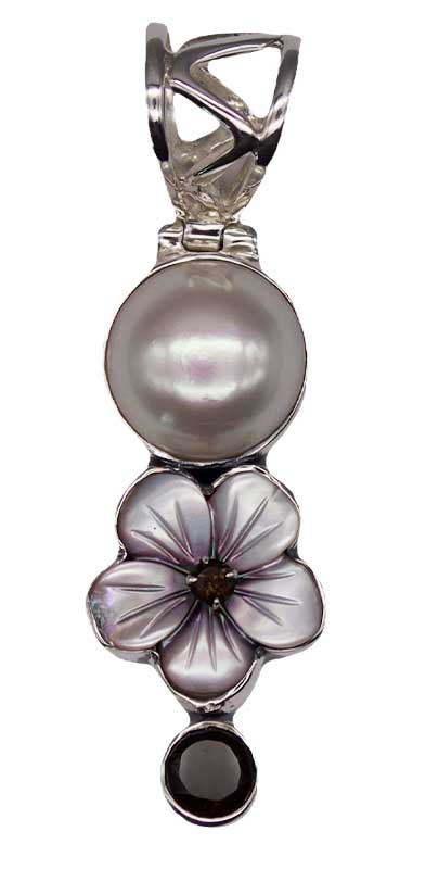 (image for) Fresh Water Pearl & Smoky Qtz Flower Pendant