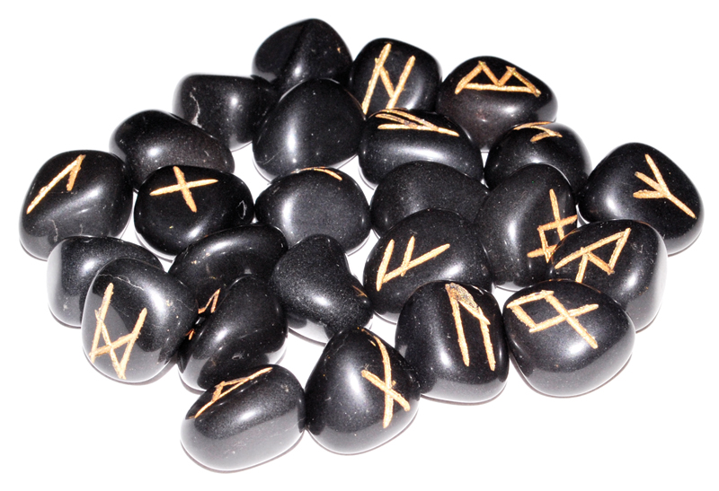 (image for) Agate, Black rune set